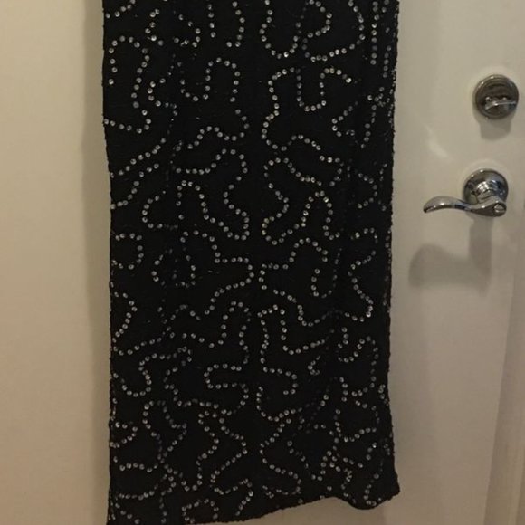 Black Dress With Silver Sequins - Picture 3 of 6